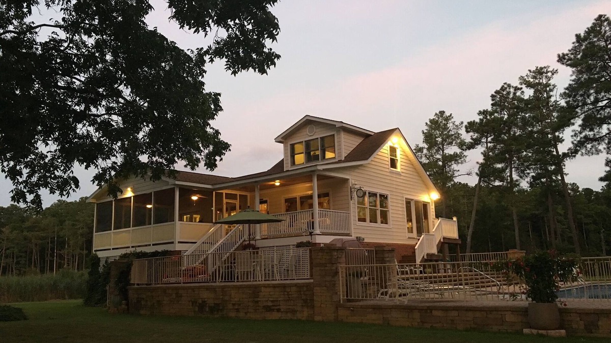 Ware House | Ware Haven Cottage On The Ware River With Pool, Pier, And Kayaks.
