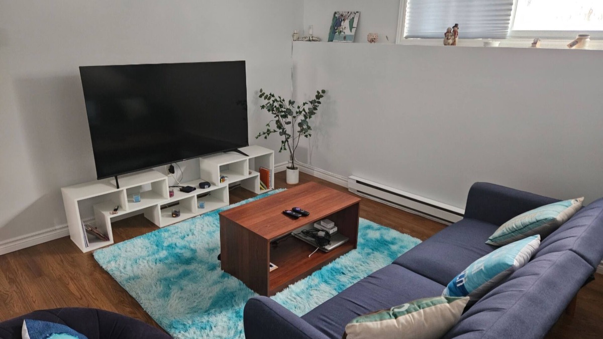 Terra Nova Apartment | Warm and Cozy Home near Airport, University, downtown and Town center