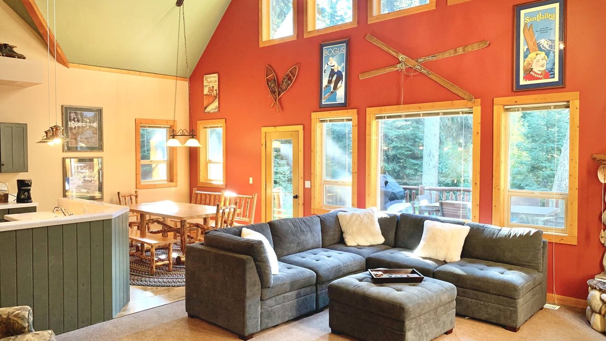 McCall House | Warm and Spacious Home Near Town/Lake - Private Hot Tub & Pool Table