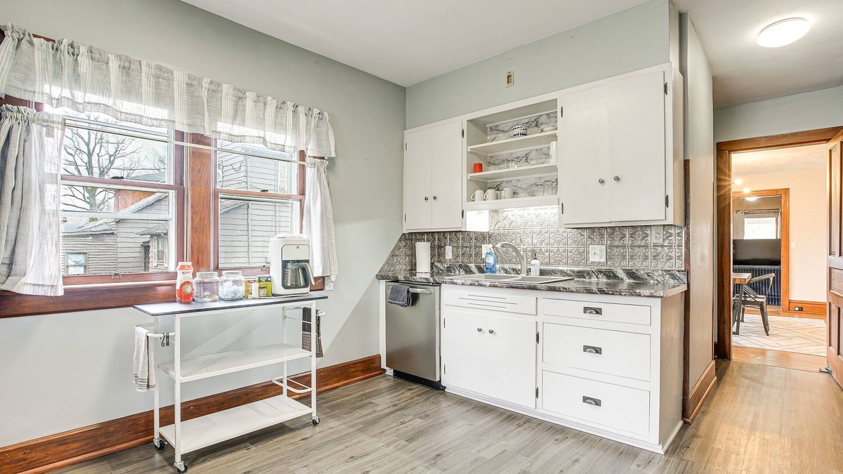 Upper Sandusky House | Warm, Bright Upper Sandusky Home: Walk to Downtown