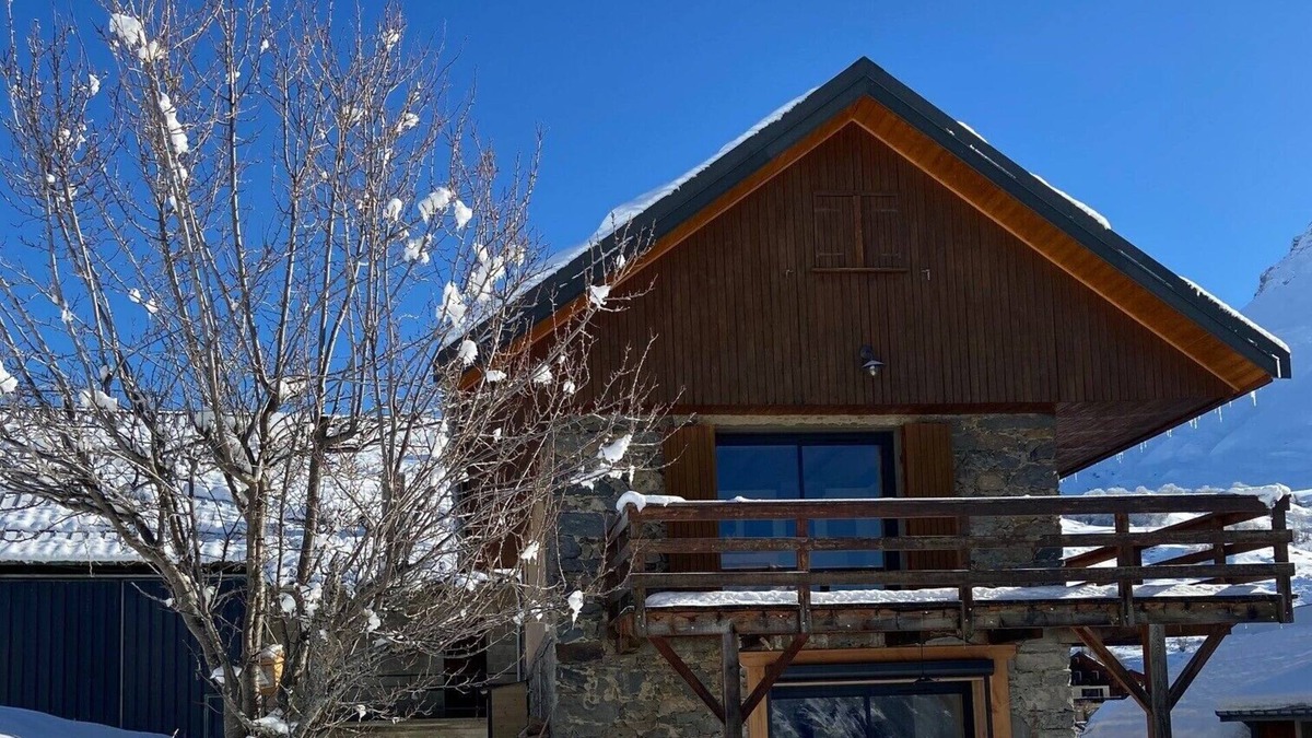 Albiez-le-Vieux Ski Chalet | Warm chalet with exceptional view