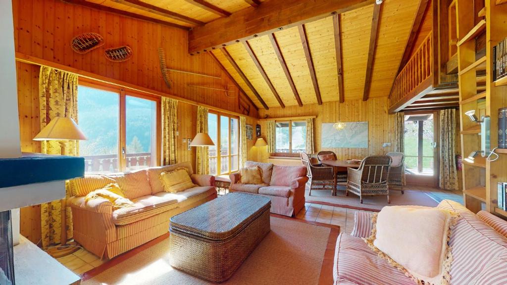 Les Marecottes Ski Chalet | Warm chalet with a nice exterior in Les Marécottes
