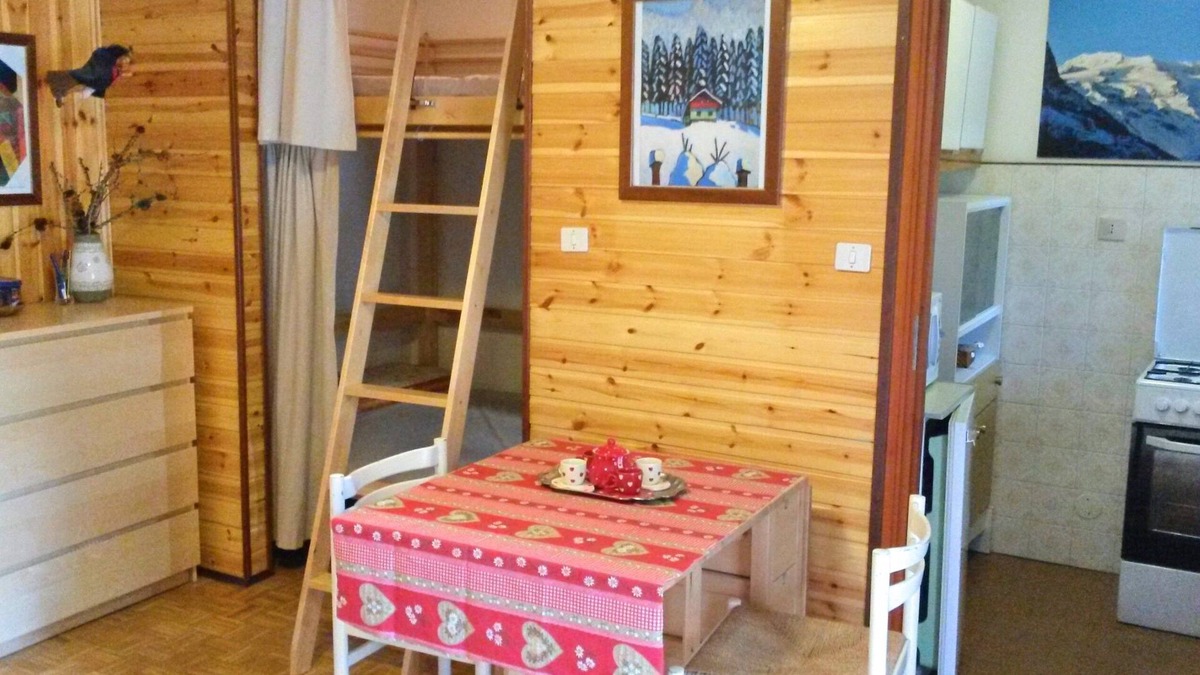 Gressoney-Saint-Jean Apartment | Warm & Charming with big Terrace - *Gressoney* Village -Ski & Mountain Trekking