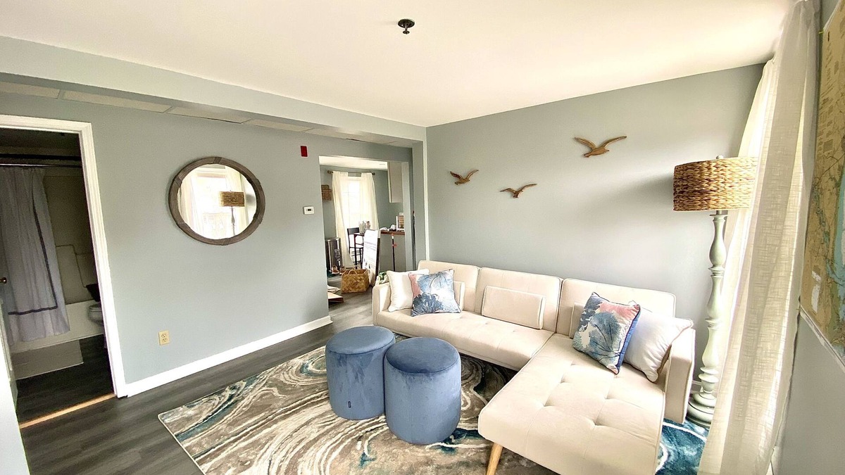 Pine Point Apartment | Warm Coastal Retreat: Your Maine Escape Awaits - 1 block from the beach!