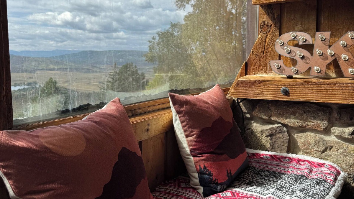 Steamboat Springs Condo | Warm, Cozy and Inviting Steamboat Condo