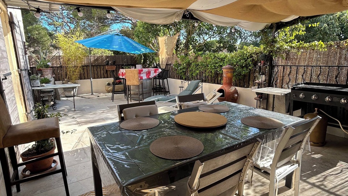 Fontvieille House | Warm house in the heart of Provence