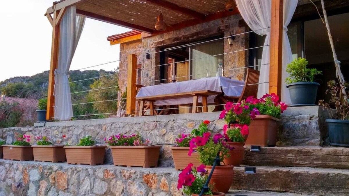 Marmaris City Center Villa | Warm, quiet stone house with sea views and breathtaking sunsets.