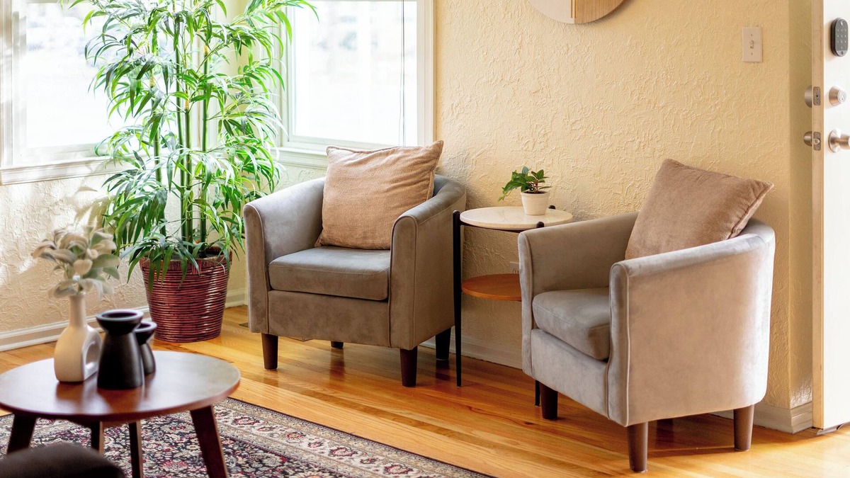 Central - Terry House | ★Warm, stylish 2 bdrm near downtown & airport★