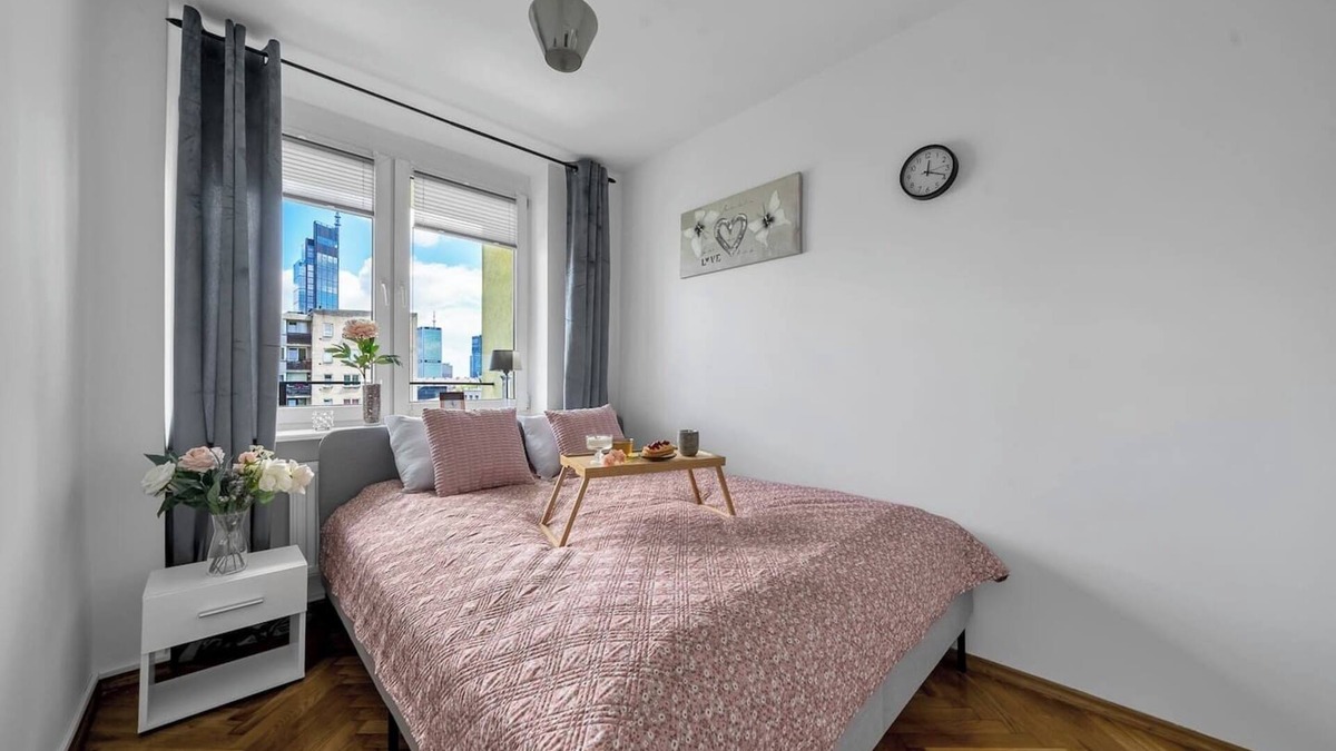Mirow Apartment | Warsaw Central Apt - 9th Floor, Balcony, Tram&Bus - by Rentujemy