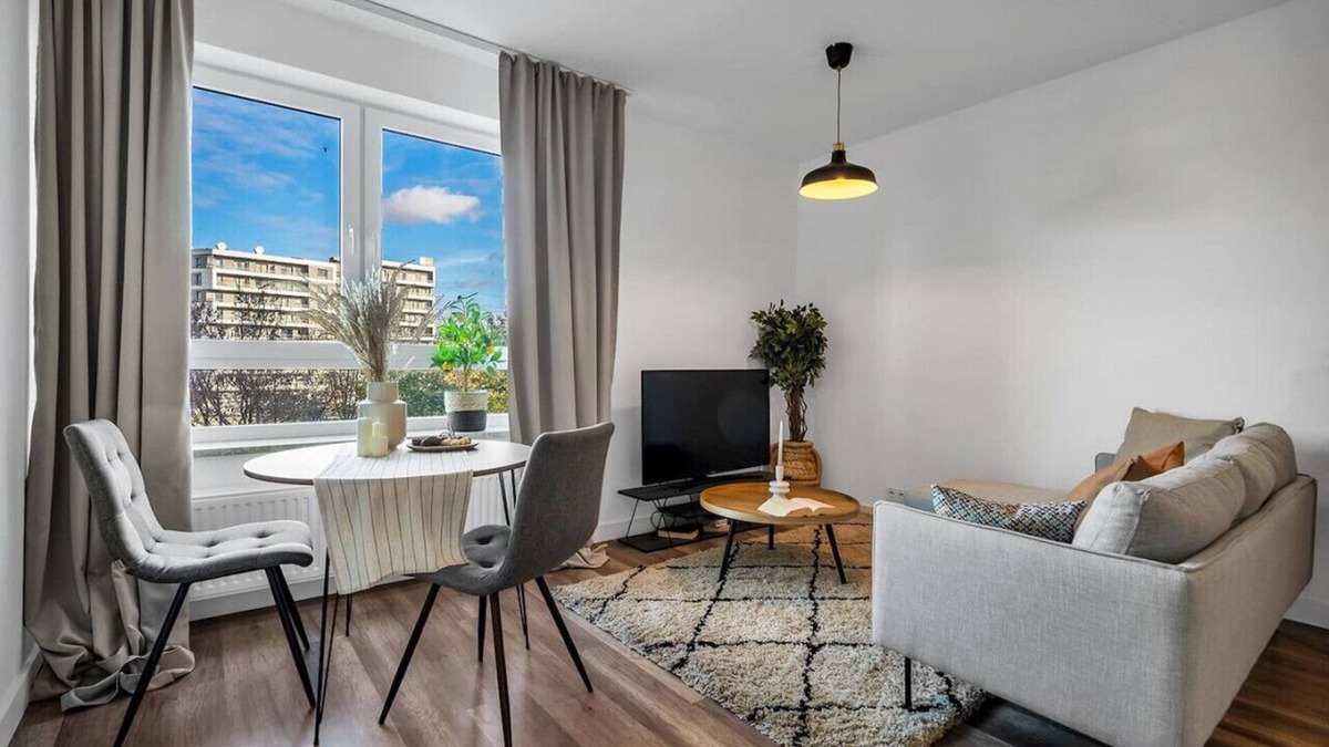 Wlochy Apartment | Warsaw Raków - Parks and Railway Nearby - by Rentujemy