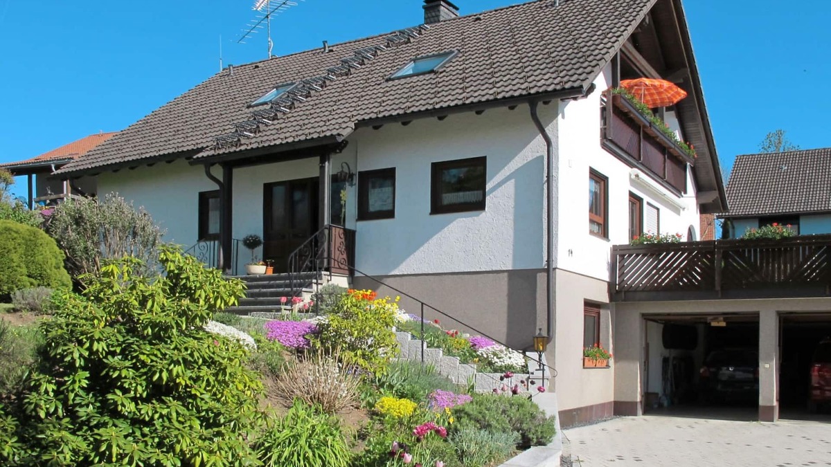 Uehlingen-Birkendorf Apartment | Wartbuck by Interhome