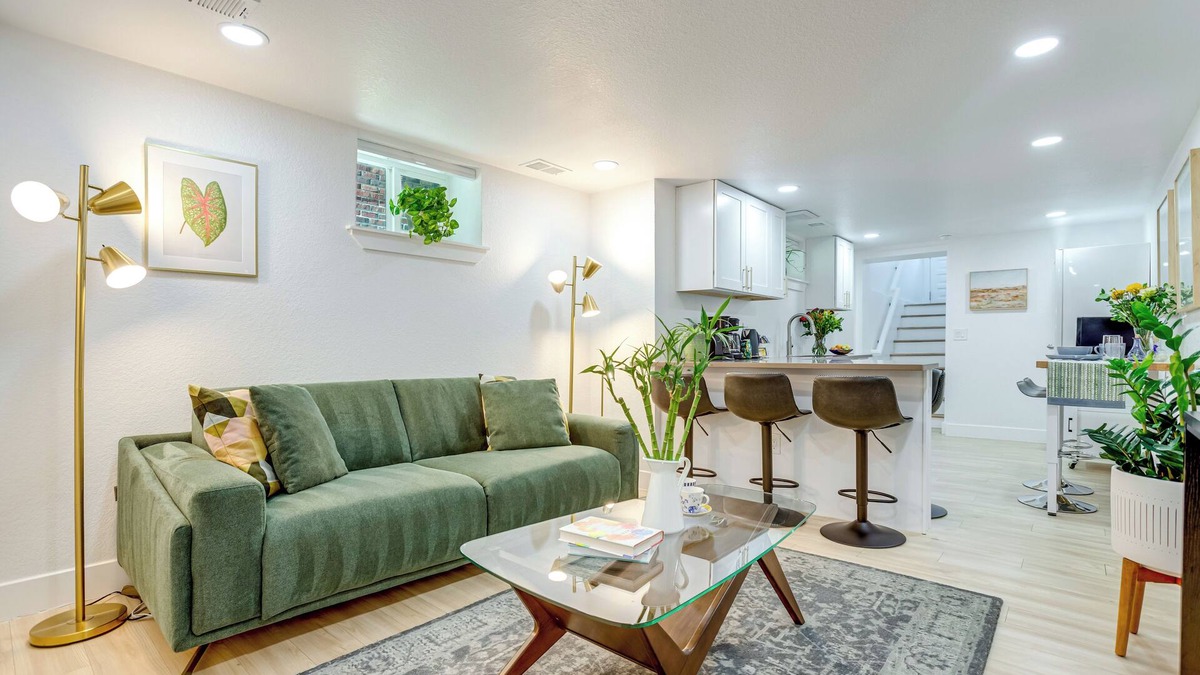 Washington Park West Apartment | Wash Park Access: Denver Apt w/Outdoor Dining!