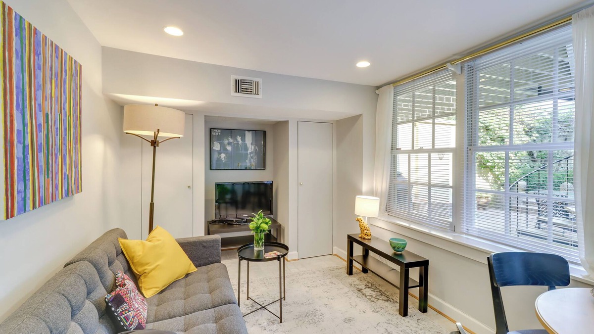 Kalorama Heights Apartment | Washington DC Apartment: 2 Mi to National Mall!