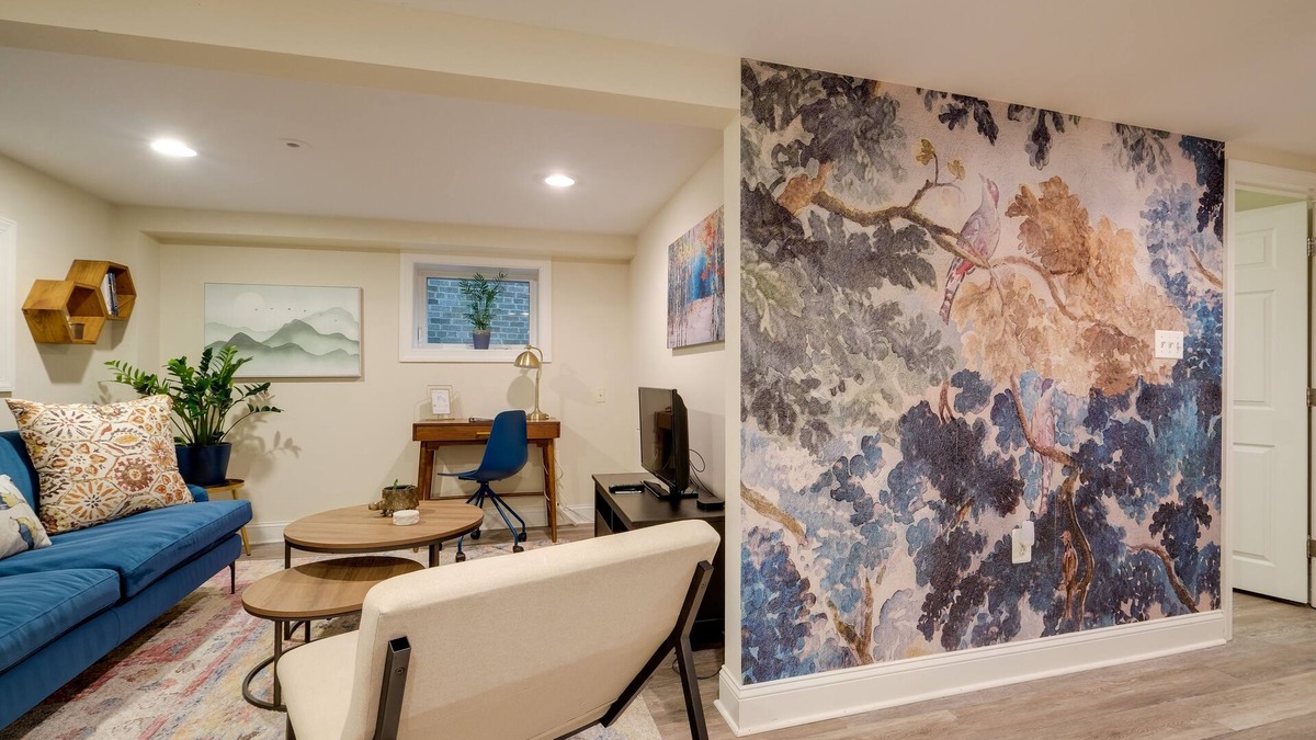 Mount Pleasant Apartment | Washington DC Apartment at Rock Creek Park!