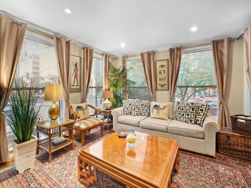 West End Apartment | Washington, DC's Finest Address