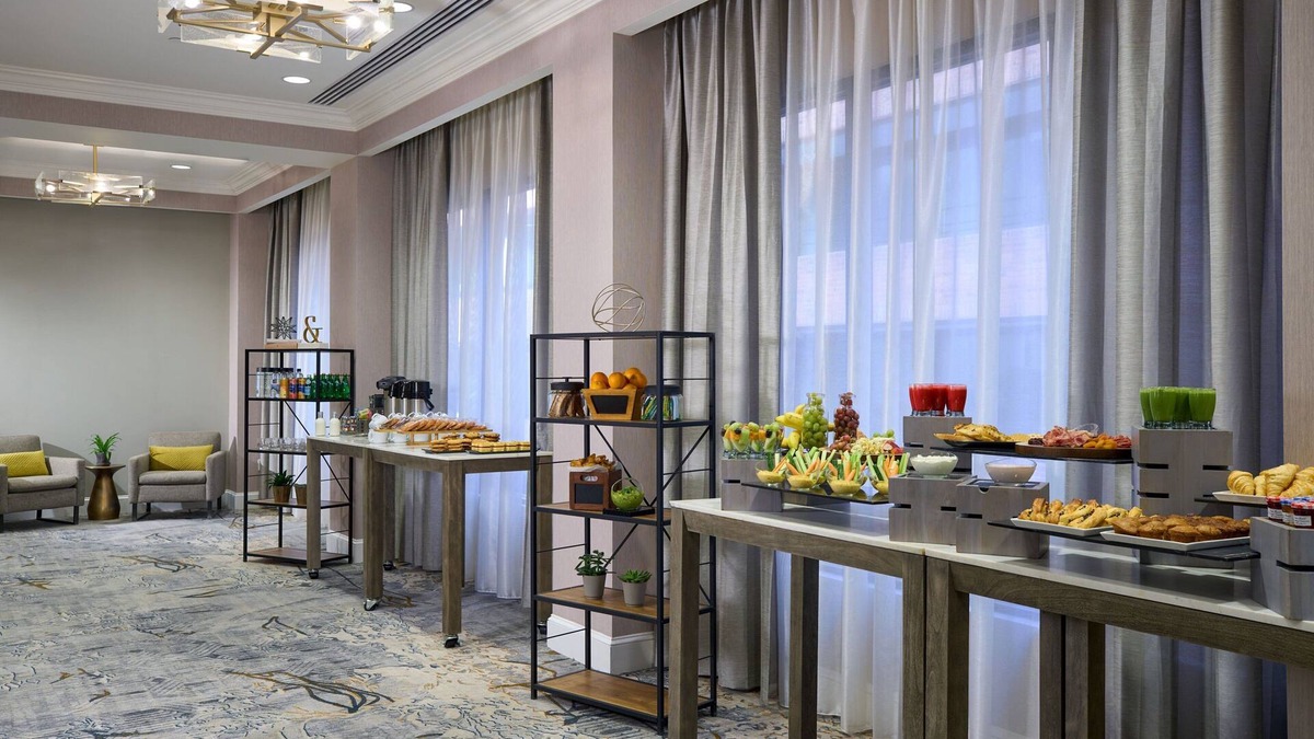 West End Hotel | Washington Marriott Georgetown