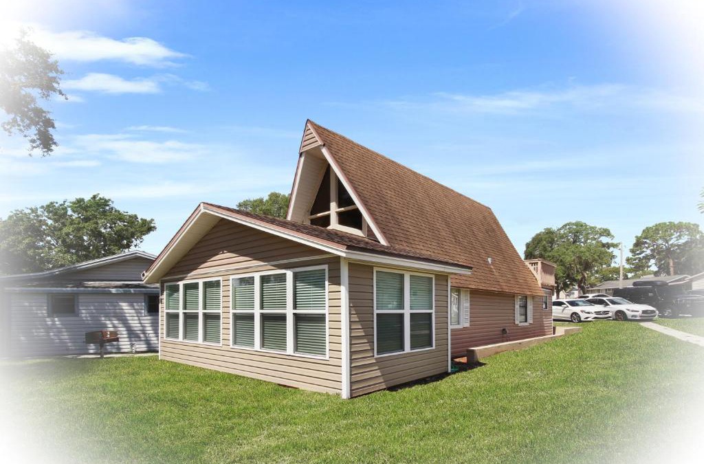 Vacation Village Ski Chalet | Watch the Sunrise on Lake Louisa