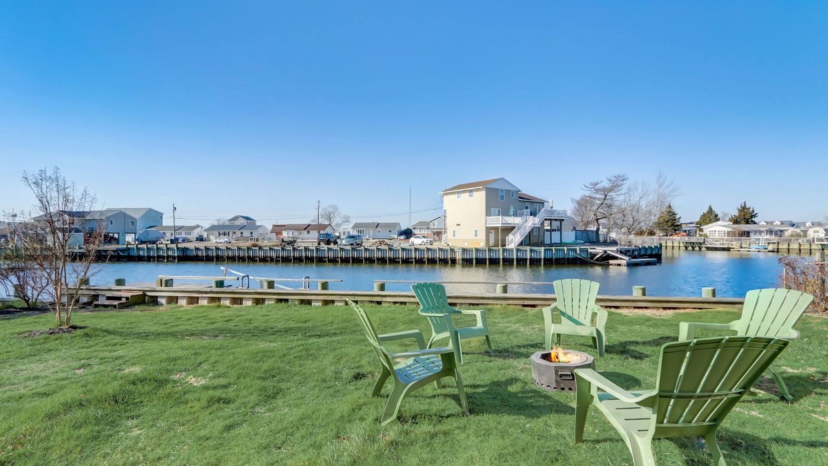 Mystic Island House | Waterfront