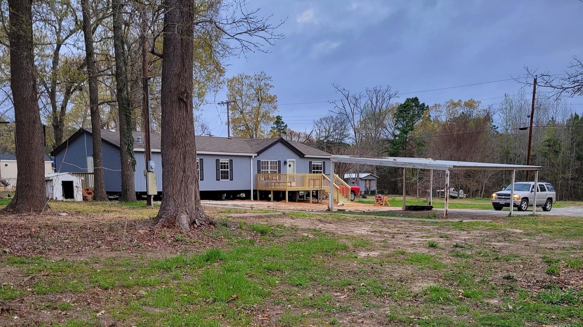 Chandler House | Water access-Beautiful 1900 square foot home 4Br 2 Bath home close/Boat Launch