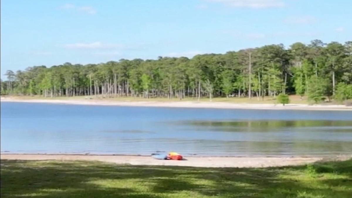 Brookeland House | Water front Cabin on Lake Sam Rayburn with water access/views