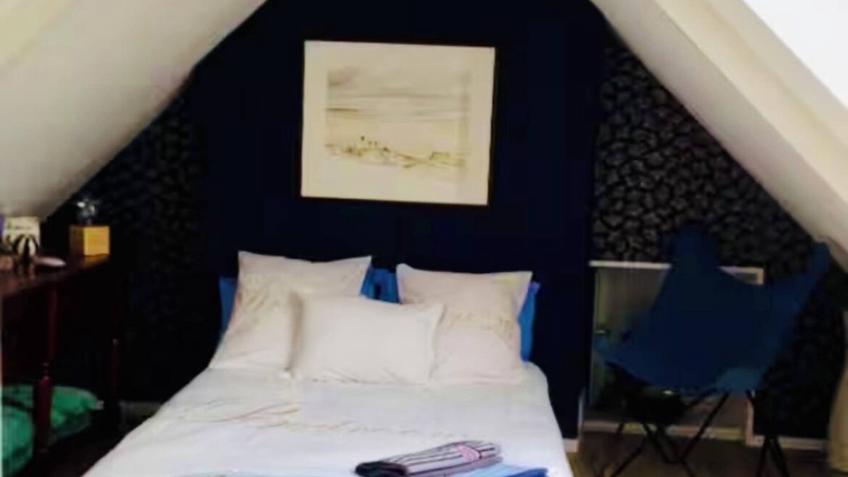 Brehal Bed & Breakfast | Water mill between the countryside and the Chausey Islands. Normandy break guaranteed!