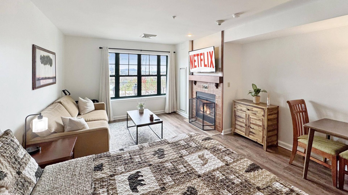 Vernon Condo | Water Park (Next Door) Pool Hot Tubs Sauna Gym Distant Mountain Views #241