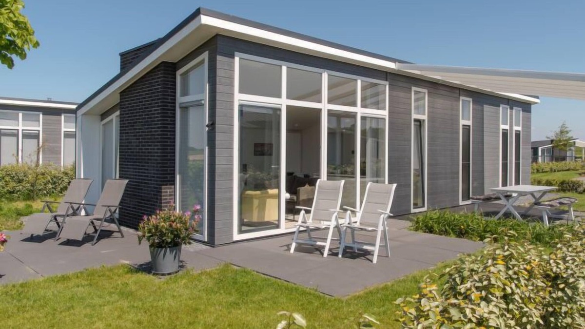 Wemeldinge House | Water Resort Oosterschelde - huisnr. 47A by Interhome