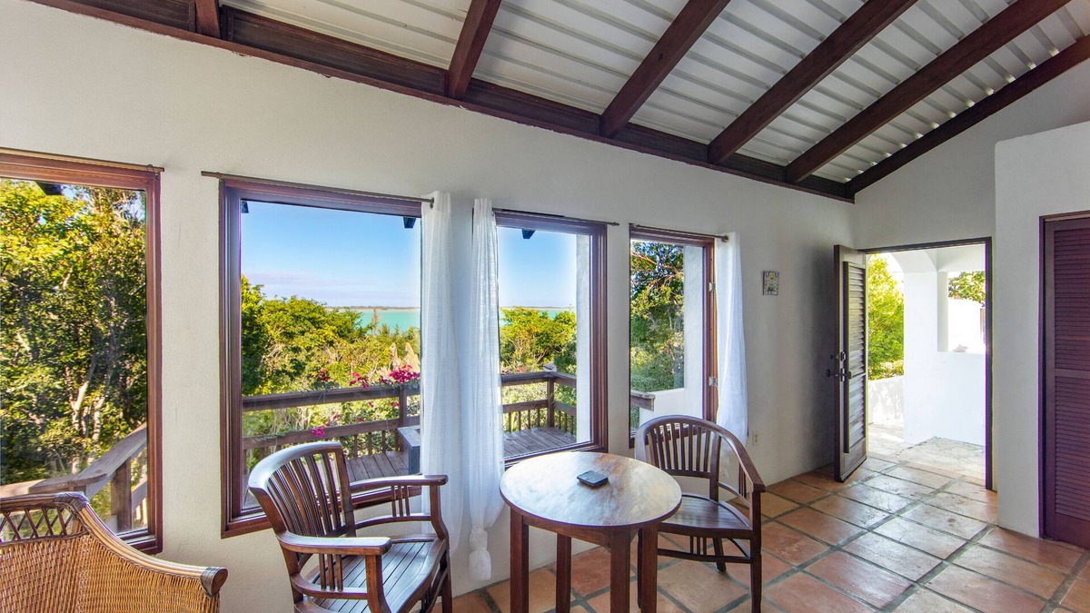 North Caicos Cottage | Water’s Edge Cottage, Bottle Creek, North Caicos
