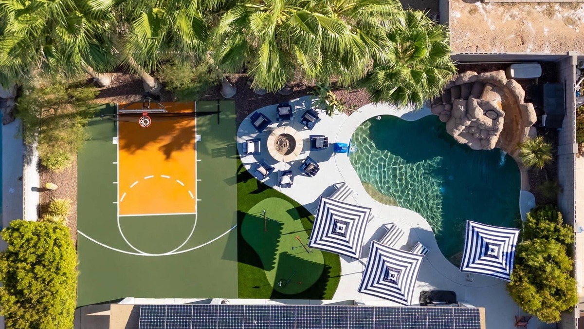 Alta Vista Estates House | Water Slide & Pool Basketball Court Sleeps 16