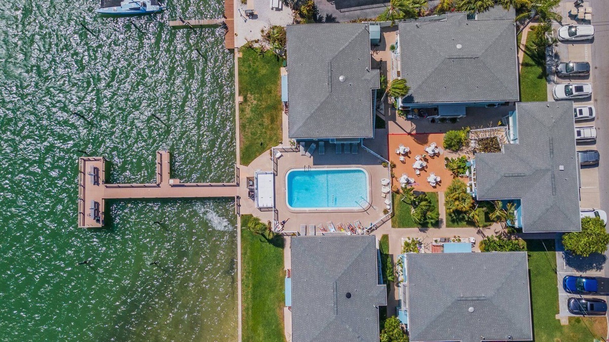 Clearwater Beach Condo | Water View & Heated Pool - Steps to Sand, Bayview Beauty B-5