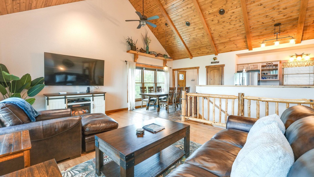 Carroll County House | Water-View Home Half Mile to Table Rock Lake