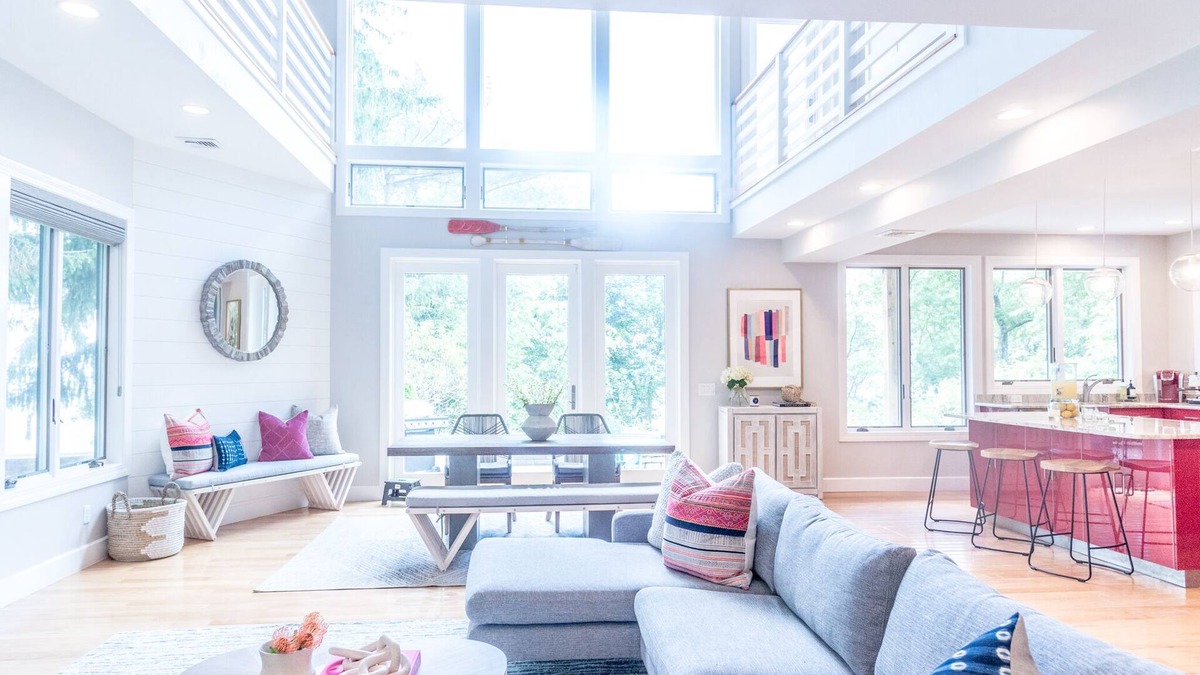Jamestown Villa | Water View Modern Villa 8 minutes to Newport, Sleeps 8,Near Beaches! WiFi