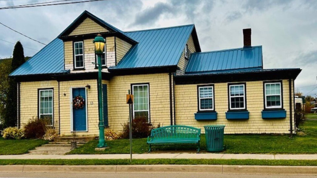 Georgetown House | Water view, w guest house ,Georgetown PEI,best golf, beaches, walking trails