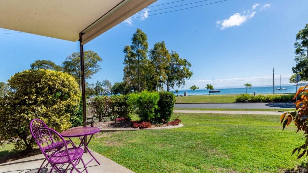 Bongaree Apartment | WATER VIEWS IN THE HEART OF BONGAREE
