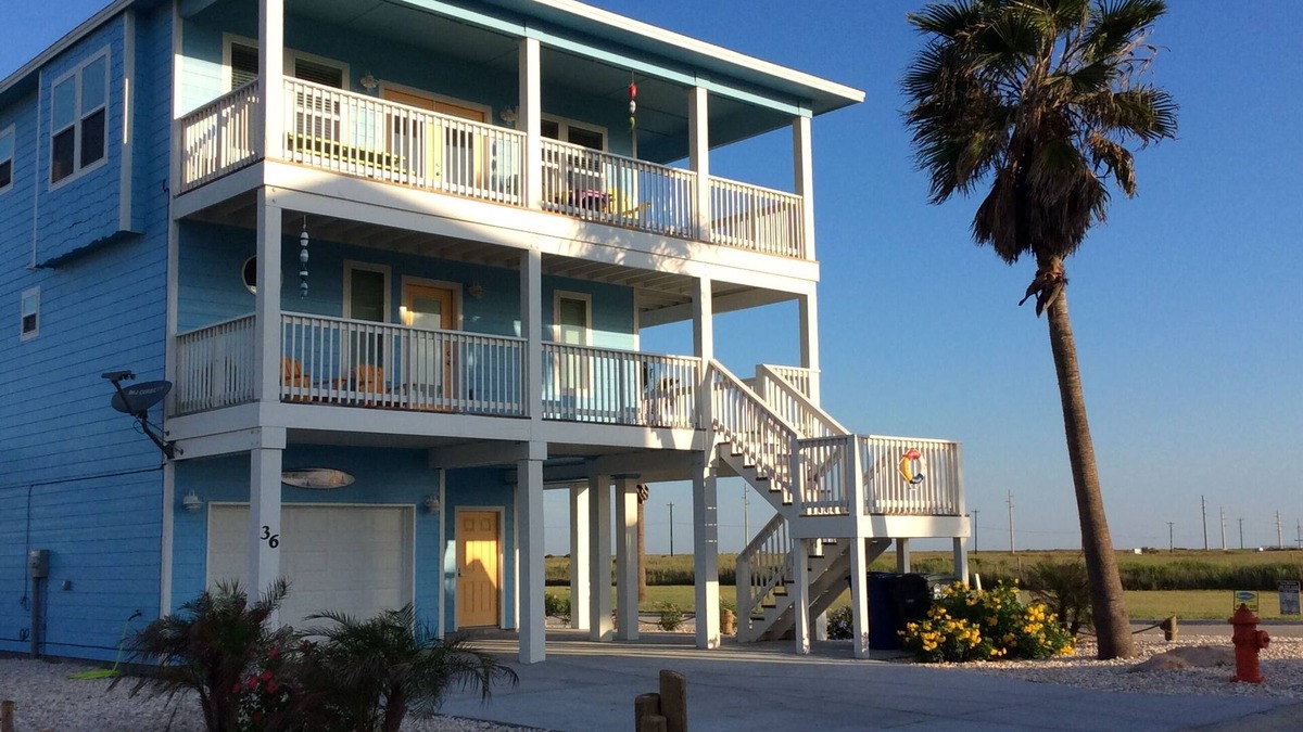Bella Vista House | WATER VIEWS,LARGE DECKS- between Padre Island-Port Aransas LONGTERM Special Rate