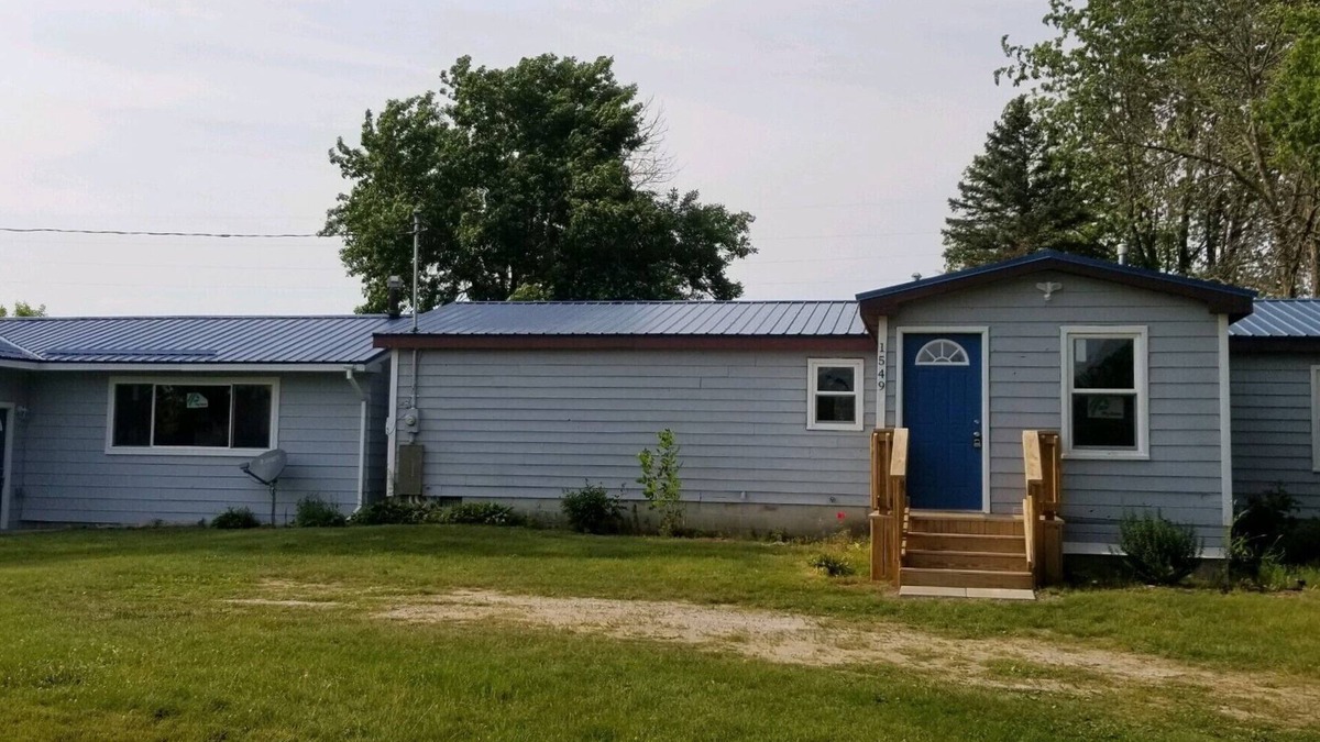 Linwood House | Waterbuggs Place Double Cottage A & L