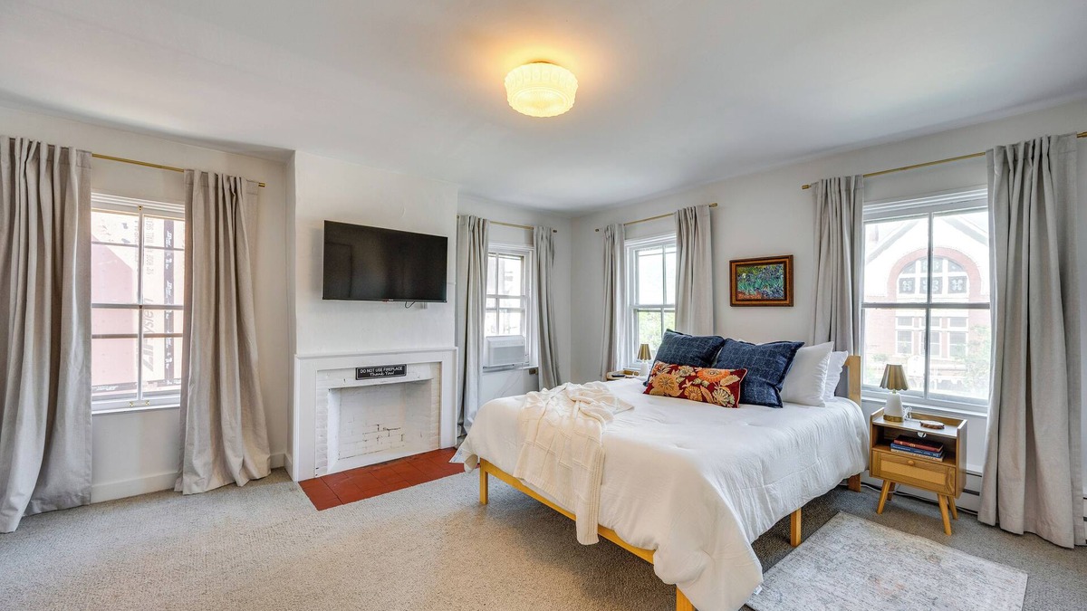 Waterbury Apartment | Waterbury Studio 12 Mi to Bolton Valley Ski Resort
