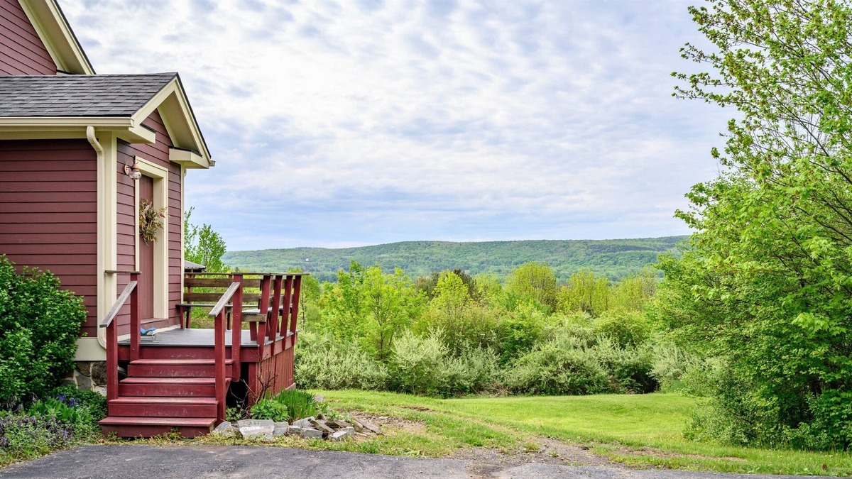 Naples House | Waterfalls and Wineries in Naples! Visit this secluded Finger Lakes retreat!