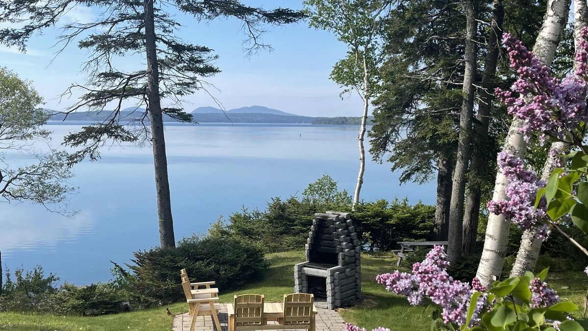 Trenton Cottage | Waterfront, 10 miles to Bar Harbor, AC in master bdrms, private, quiet setting