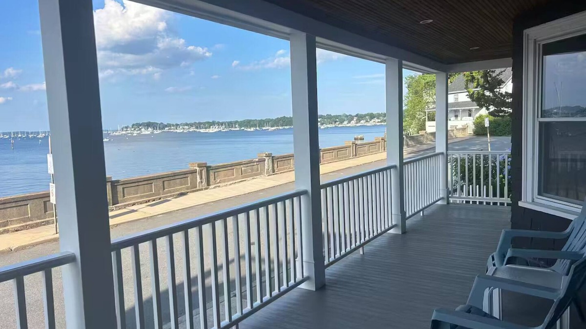 Salem Apartment | Waterfront 2 Bedroom Unit