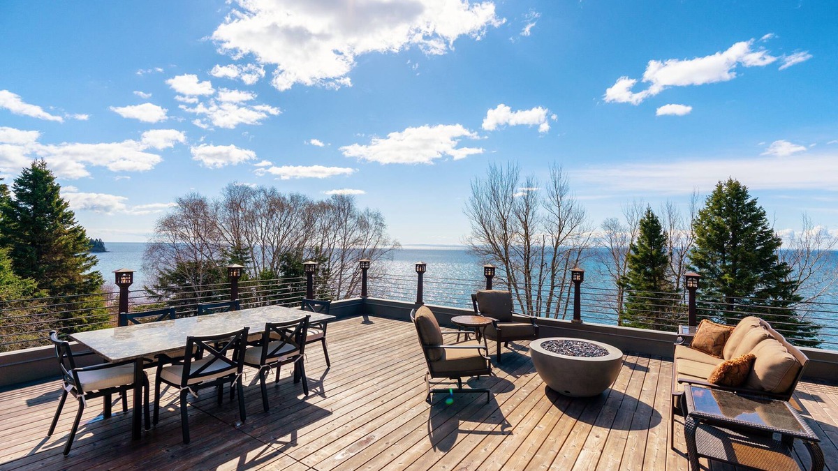 Castle Danger Apartment | Waterfront 2 BR, 1 BA, firepit, & roofdeck for panoramic views of Lake Superior