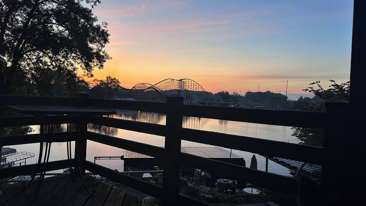 Monticello Cottage | Waterfront 2BR Cottage: Fire Pit, Grill & Dock -Boat Slip Available additional