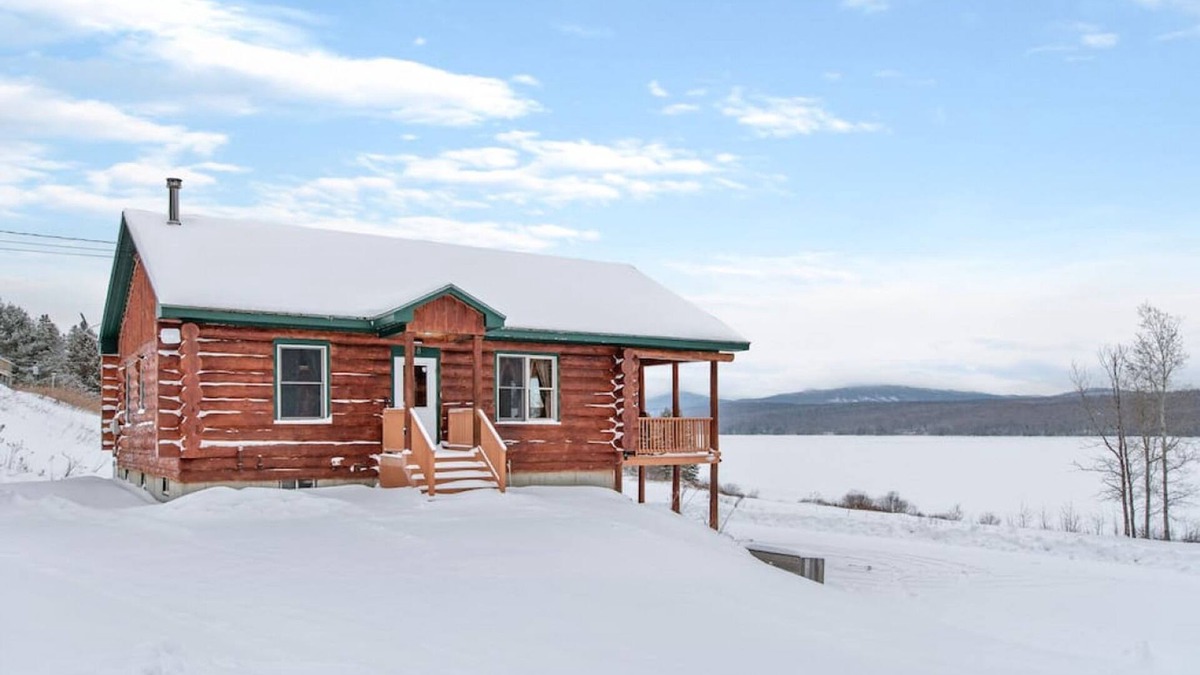 Pittsburg Apartment | Waterfront 3BR Close ATV Access Trails