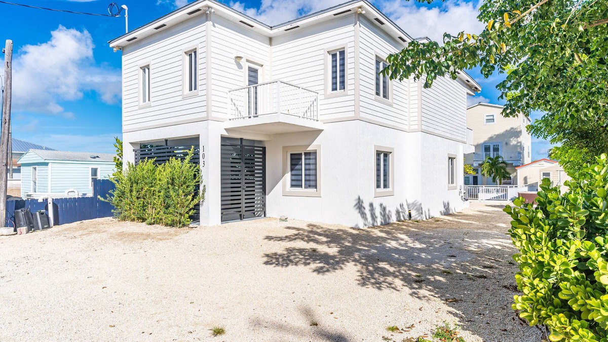 Key Largo Village House | Waterfront, 4Br/3B Home, 5 min from John Pennekamp State Park