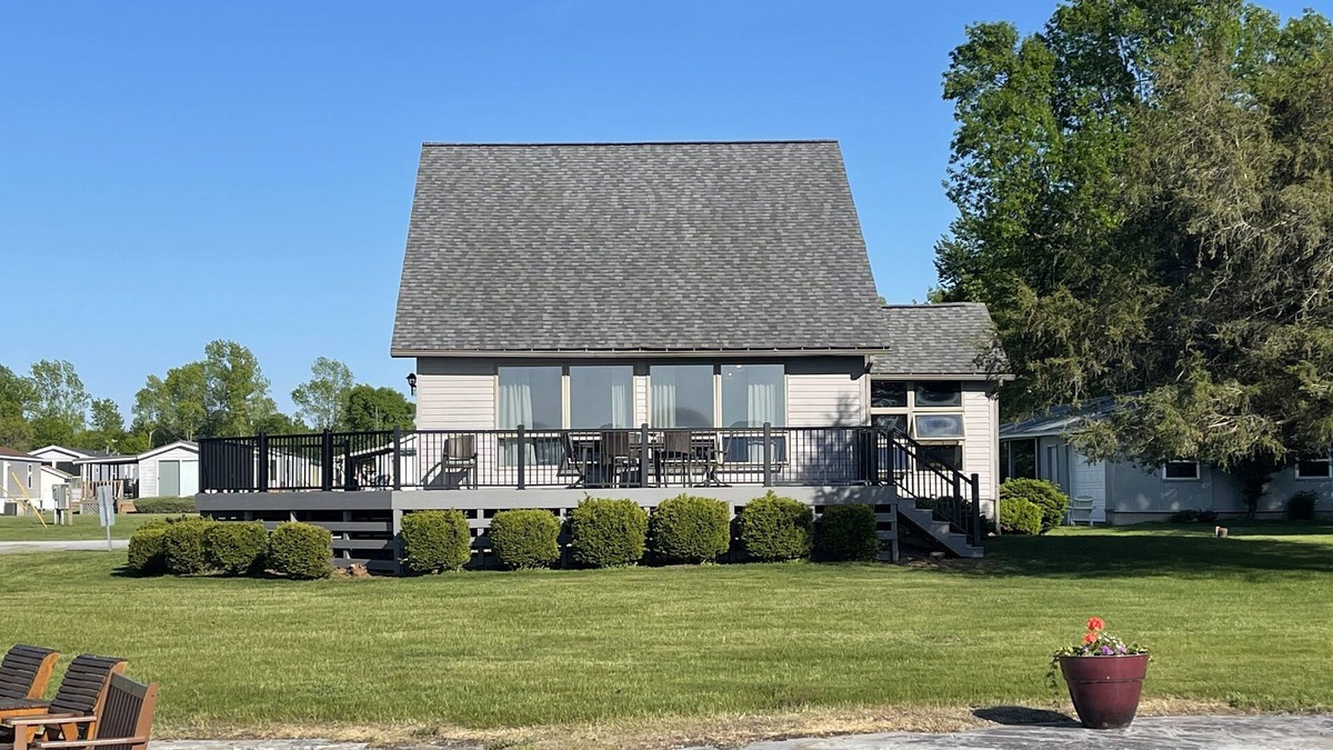 Fishers Landing House | Waterfront - Amazing River View - Newly Renovated