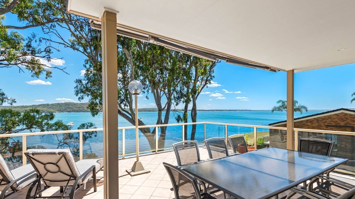 Soldiers Point Apartment | Waterfront Apartment - Soldiers Point
