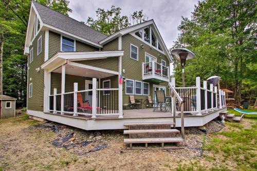 Ashland House | Waterfront Ashland Home about 2 Mi to Downtown!