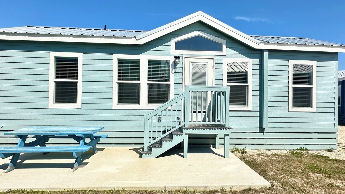 Gilchrist House | Waterfront Bay Views*Great Fishing*New Listing!