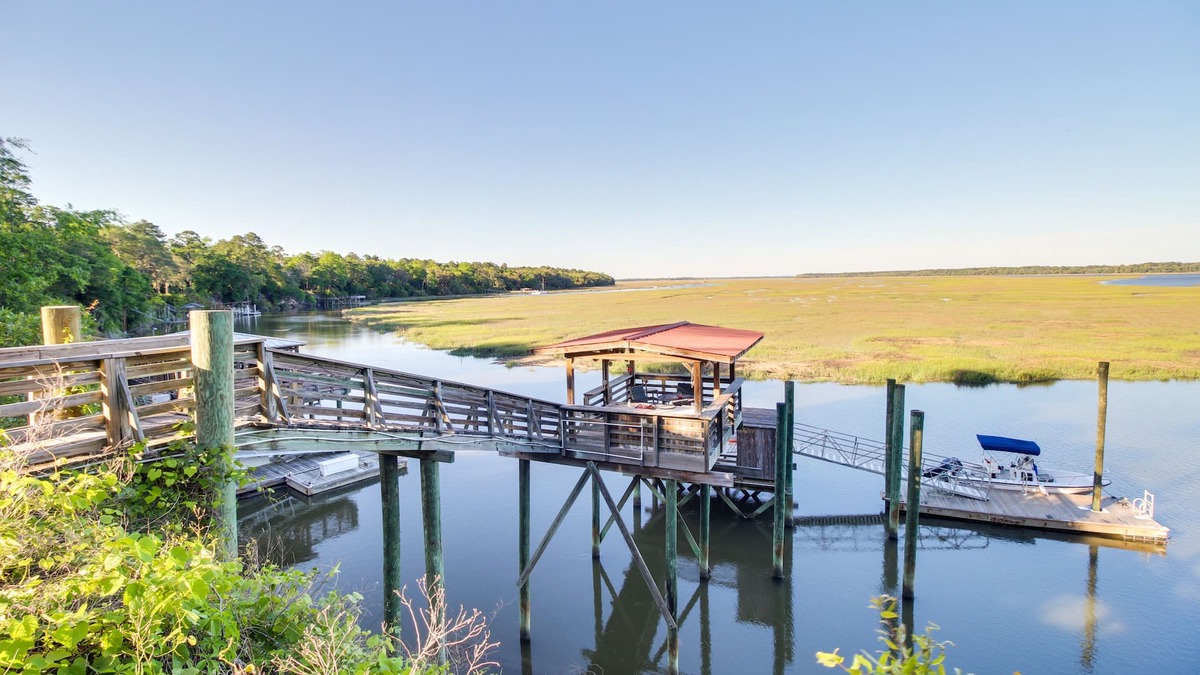 Crescent House | Waterfront Baisden's Bluff Home w/Dock & Views!