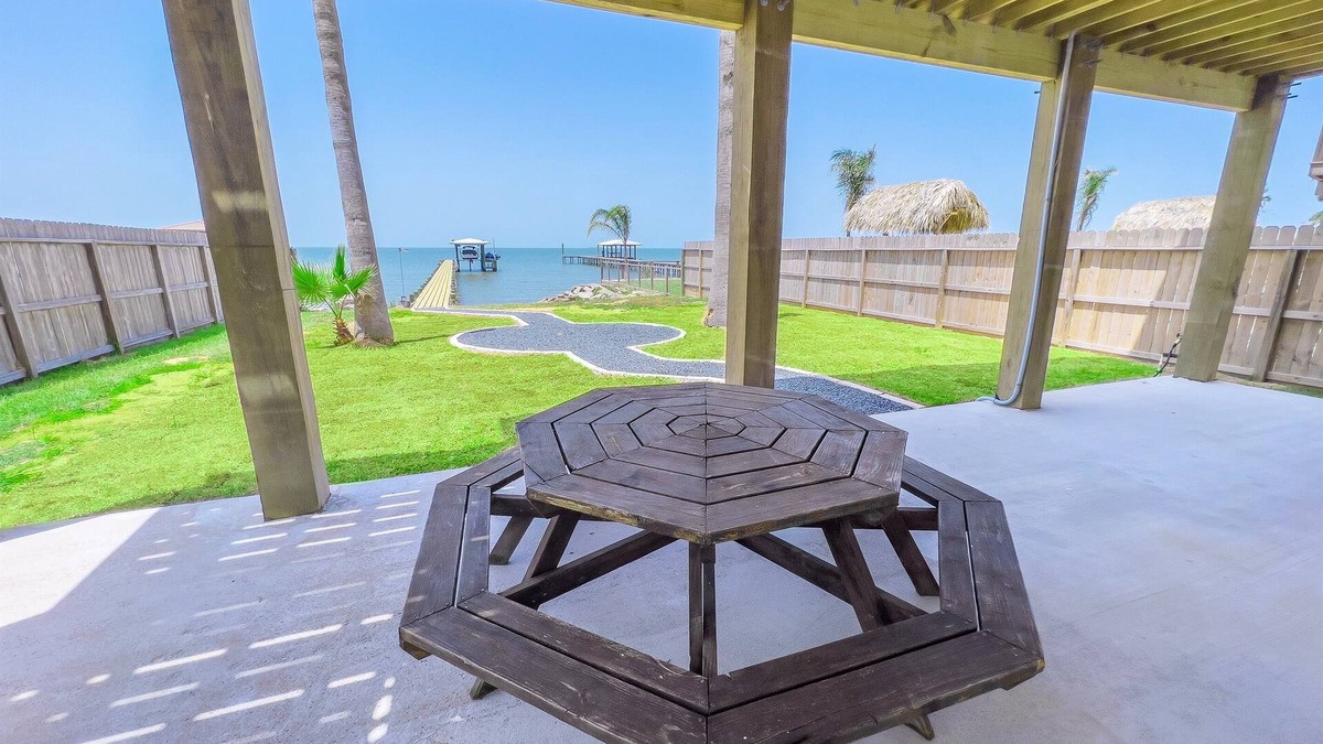 San Leon House | Waterfront Bay Views | Beautiful Private Pier